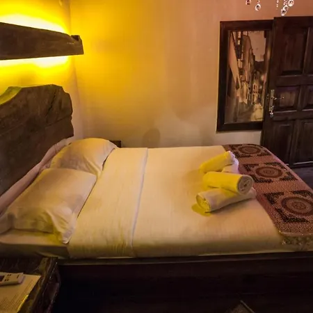 Oda ve Kahvaltı Chez Rumi Butik *
