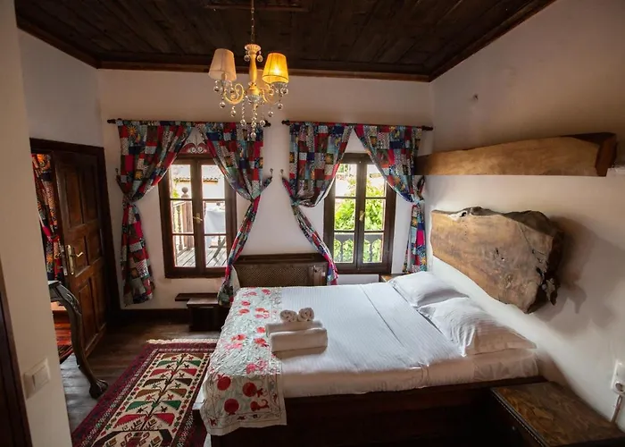 Chez Rumi Butik Bed & Breakfast